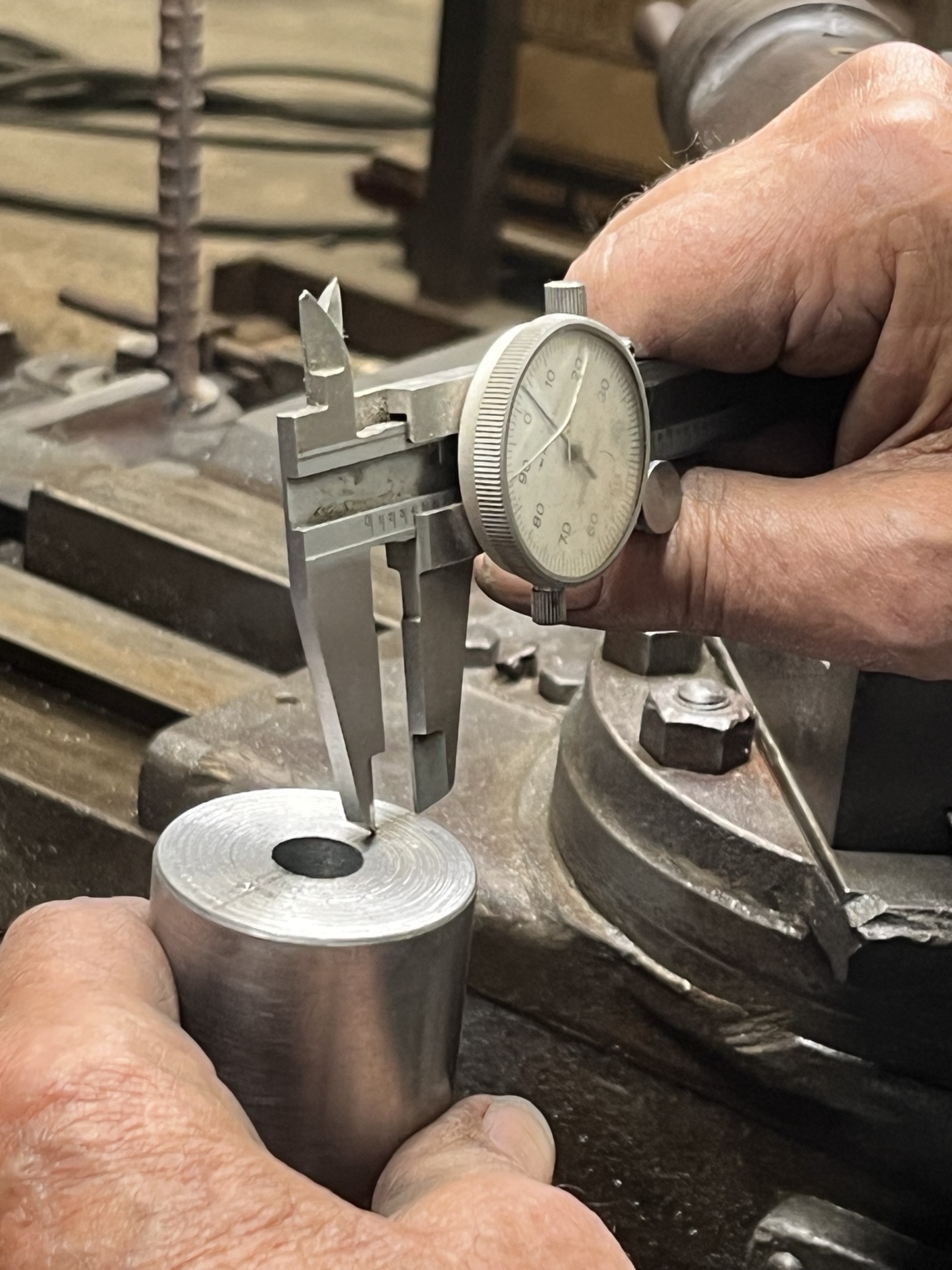 Precision measurement of a machined metal component